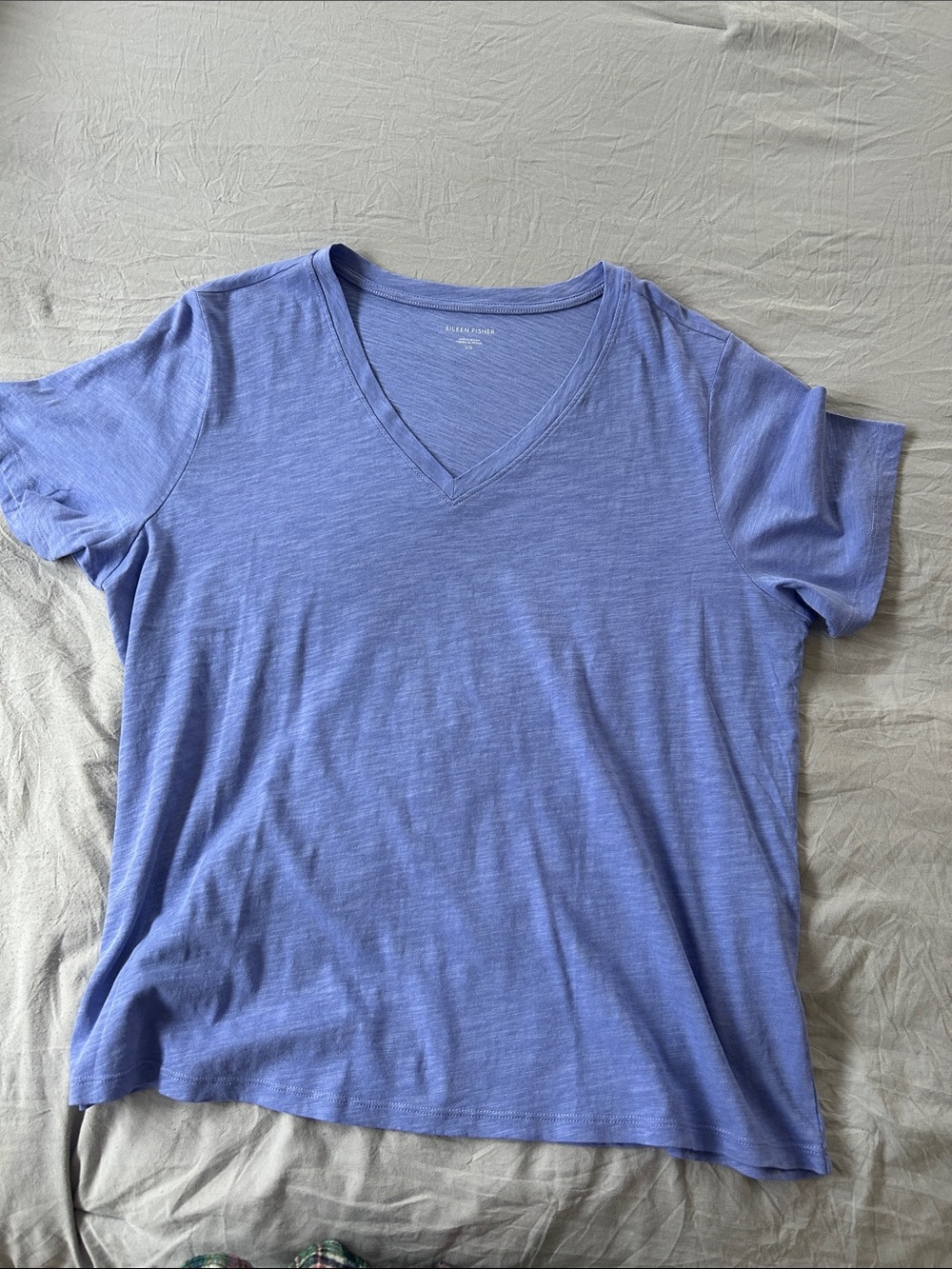 Beautiful lavender v-neck t-shirt
